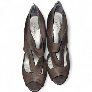 Fergie Brown Women's Heels